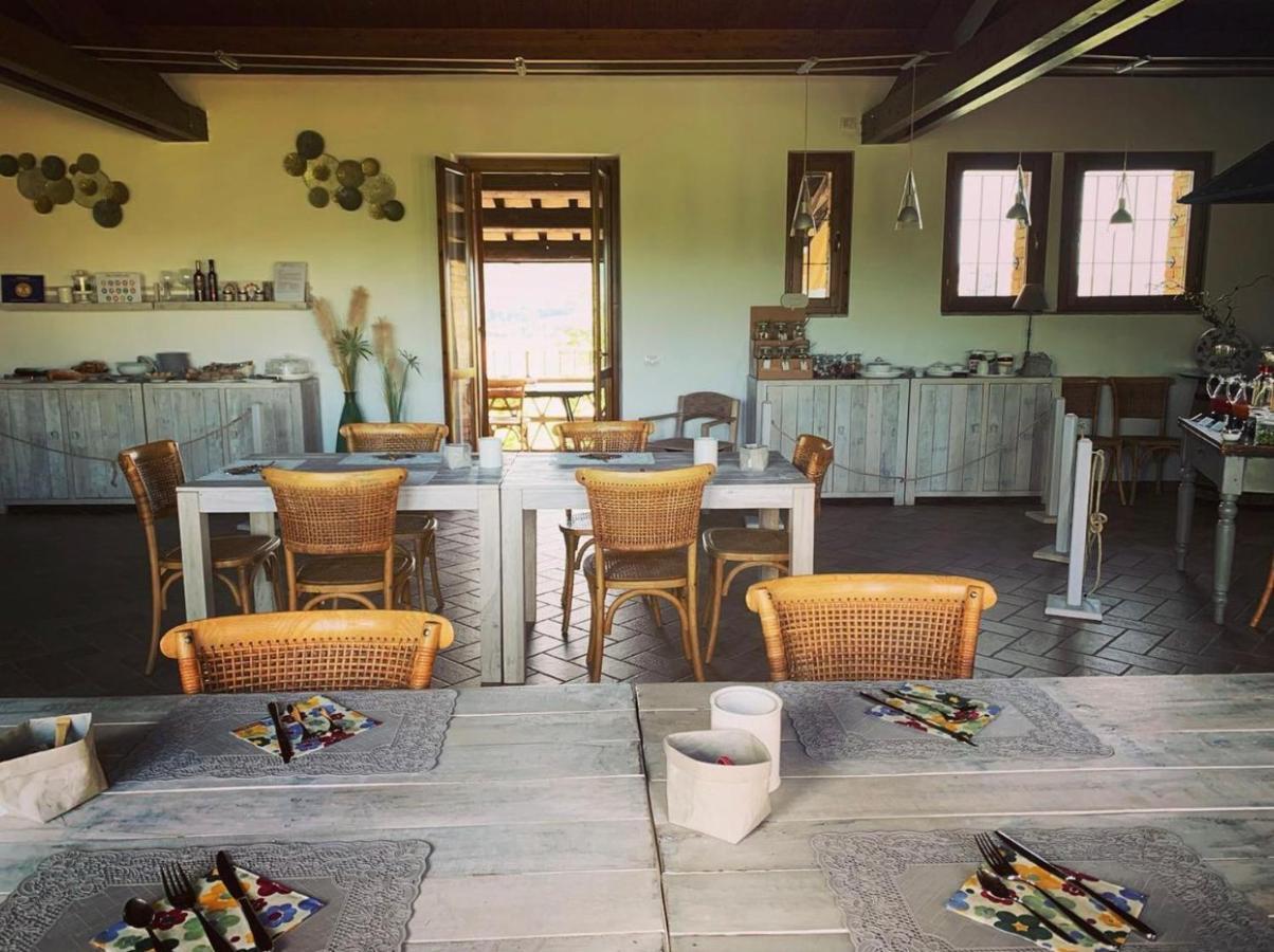 Agriturismo Il Divin Casale Торджано Экстерьер фото