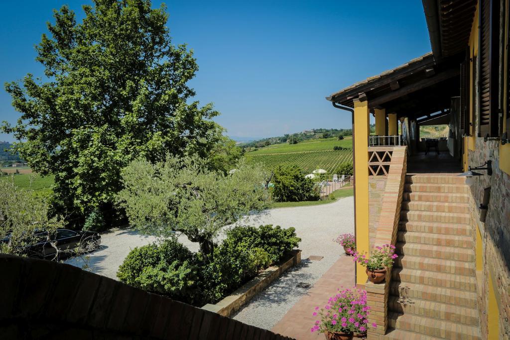Agriturismo Il Divin Casale Торджано Экстерьер фото